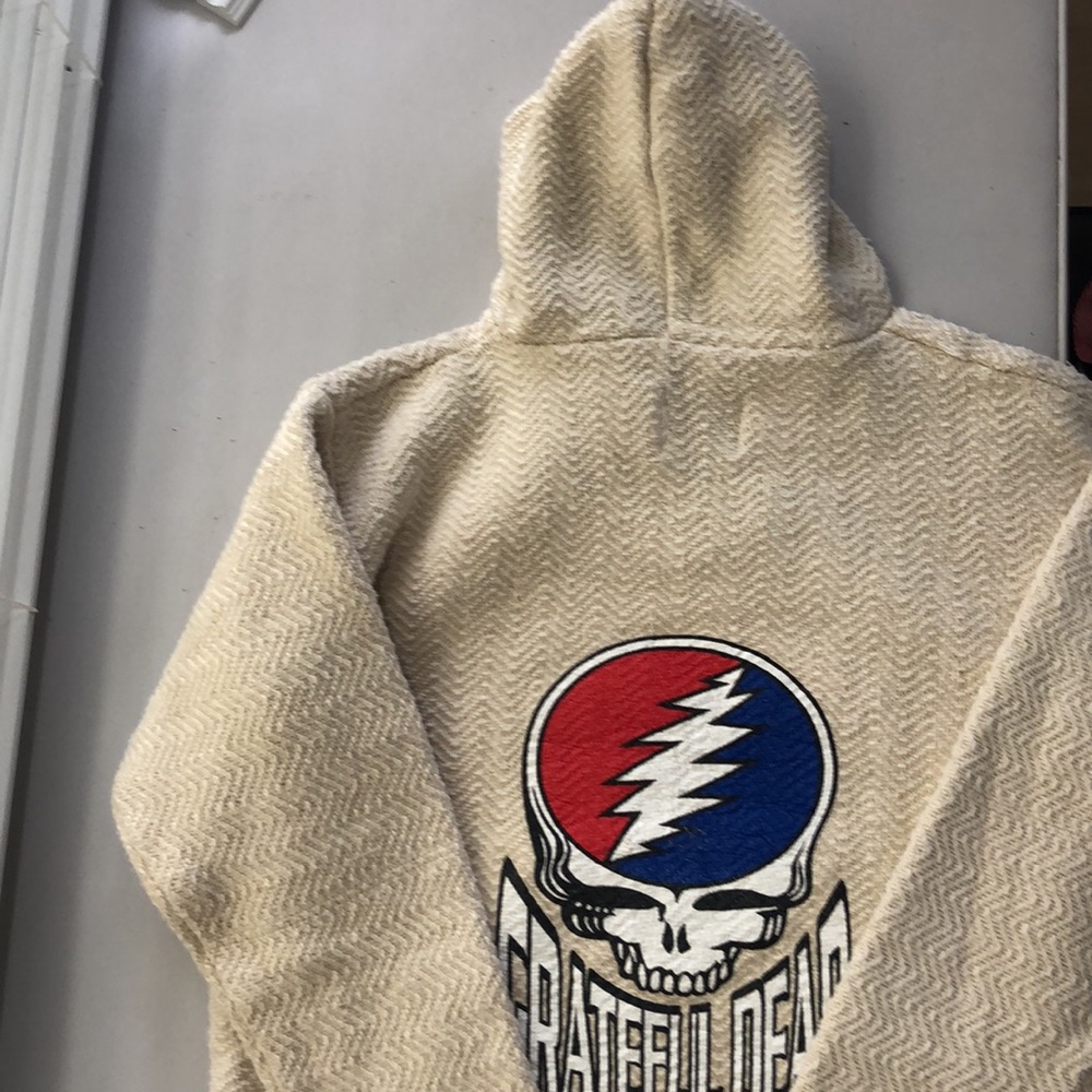 Grateful Dead Earth Ragz Hooded Poncho - Picture 5 of 5